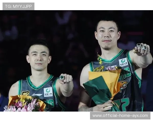 辽宁男篮队长更替 赵继伟接班韩德君 郭艾伦张镇麟离队引关注,辽宁男篮新队员 辽宁男篮队长更替 赵继伟接班韩德君 郭艾伦张镇麟离队引关注,辽宁男篮新队员