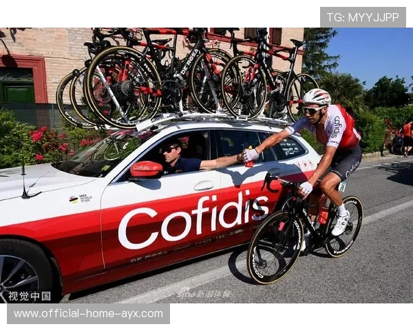 欧洲自行车赛第十赛段激烈冲刺，激动人心，欧洲自行车展会