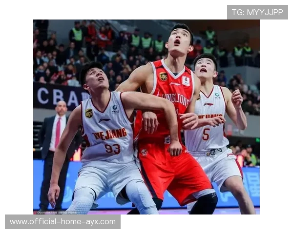 球队在客场逆转取胜再次展示韧性与心理素质，足球逆转